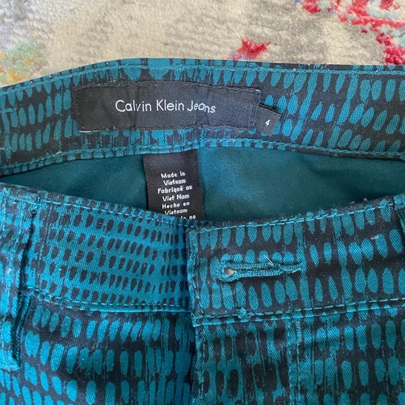 Calvin Klein Slim Cut Jeans - Picture 2 of 5